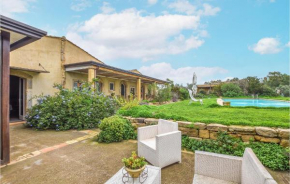 Stunning home in Caltagirone with 6 Bedrooms